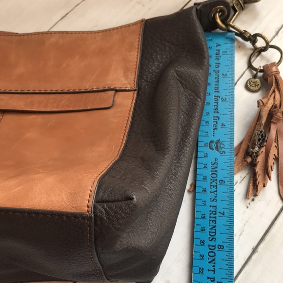 ‼️‼️SELLING OUT EVEYTHING PLEASE MAKE AN OFFER ON ANYTHING IN MY CLOSET.‼️‼️‼️ - Picture 11 of 13